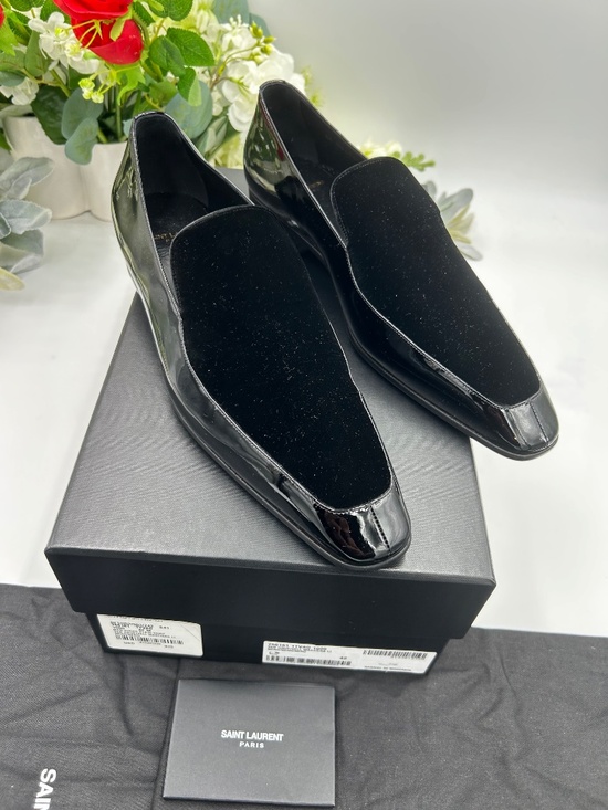 Men’s Saint Laurent patent/velvet loafers. Size 45/12 US.  Made in Italy. main image 4
